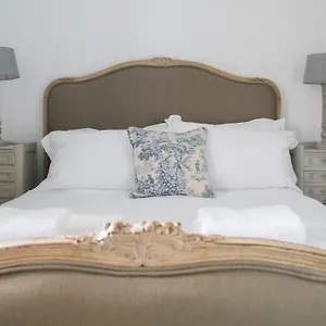 Oswald House Deluxe 2 Bedroom Apartment Harrogate